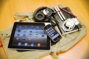 In my bag today ipda iphone headphones charger pens notebook 300x200 In my bag today ipda iphone headphones charger pens notebook