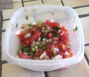 pico de gallo tomatoes tomatillos onions jalapenos dip chips 300x260 pico de gallo tomatoes tomatillos onions jalapenos dip chips